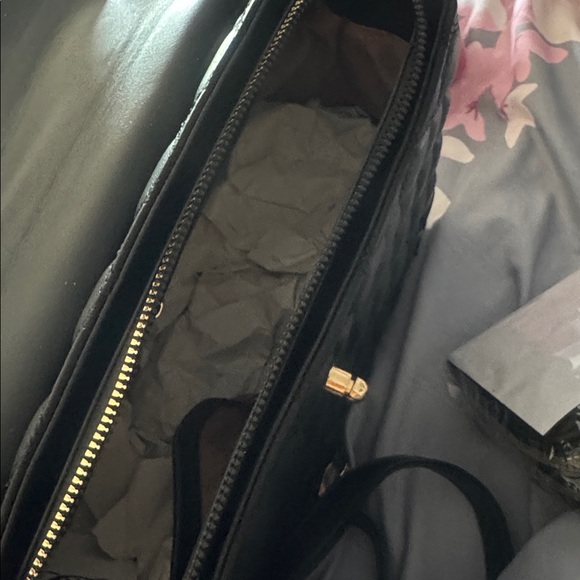 Elegant Black Quilted Handbag